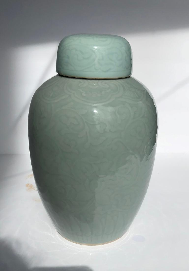Antiqu Chinese Celadon Pot Marked Yong Zheng (1 of 6)