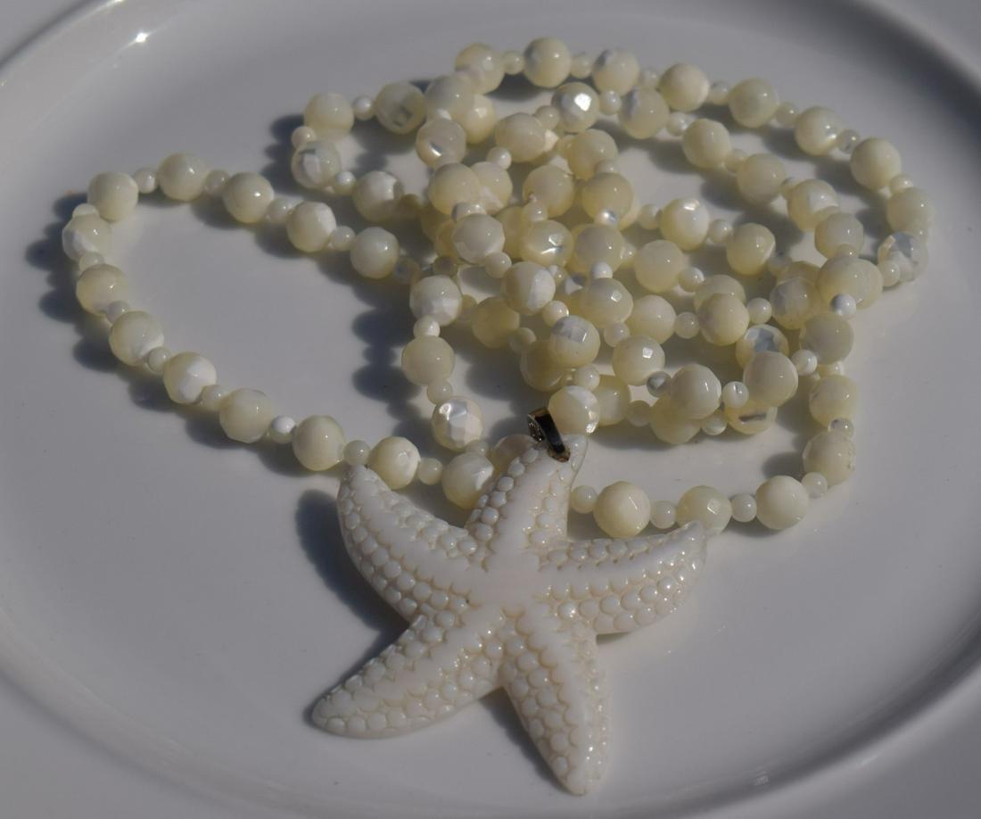 Vintage Mother of Pearl Necklace with Sea Star Pendant (1 of 1)