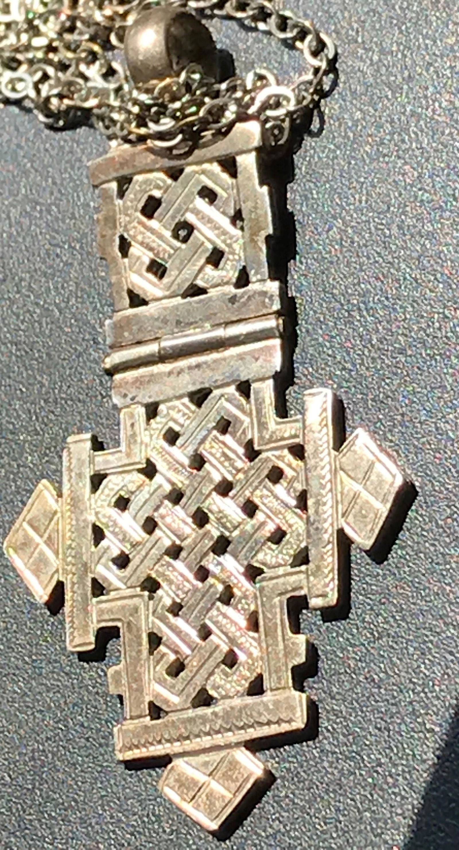 Antique Silver Pendant Necklace Marked 925 (1 of 5)