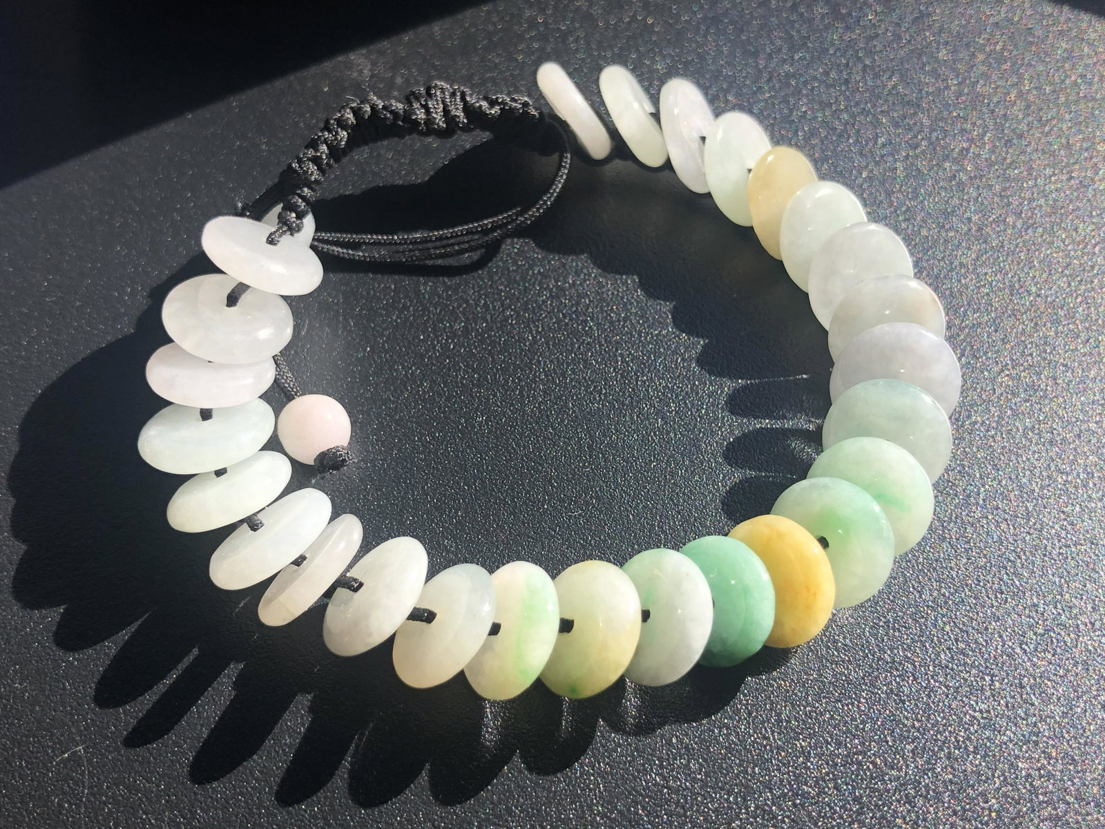 Natural Jadeite Bracelet: Natural Jadeite Bracelet