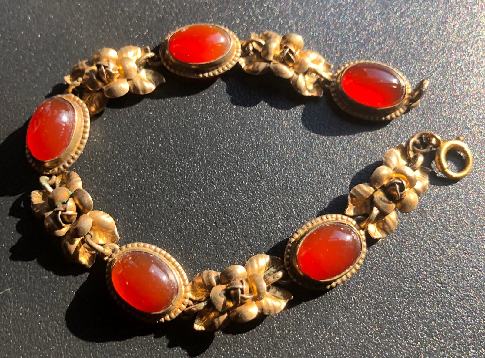 Vintage Silver Carnelian Bracelet: Vintage Silver Carnelian Bracelet, Length: 6.5"