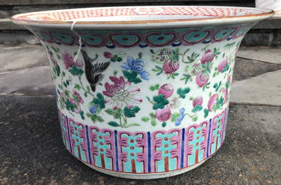 Antique Chinese Fammie Rose Planter