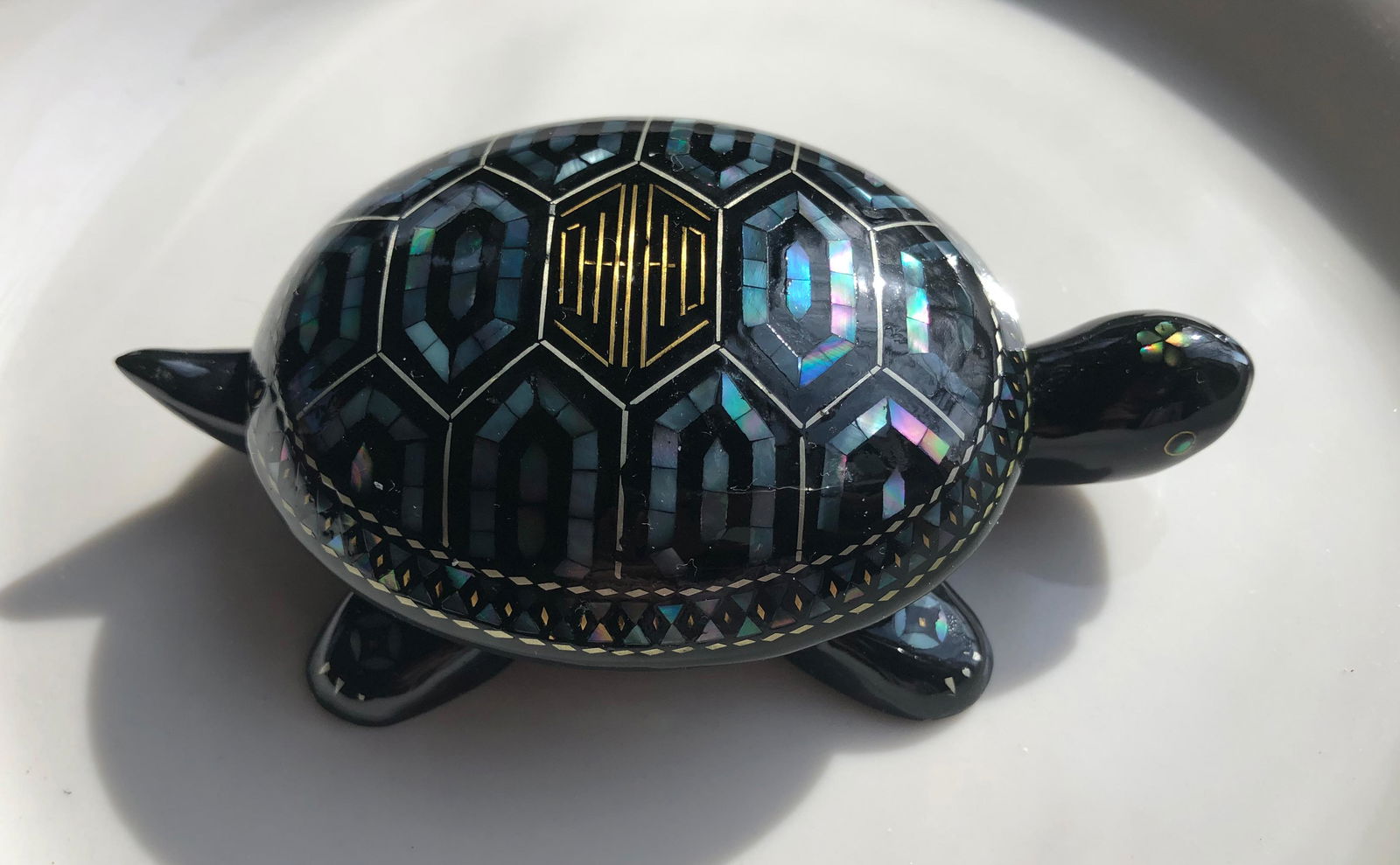 Vintage Lacquer Turtle Box (1 of 6)