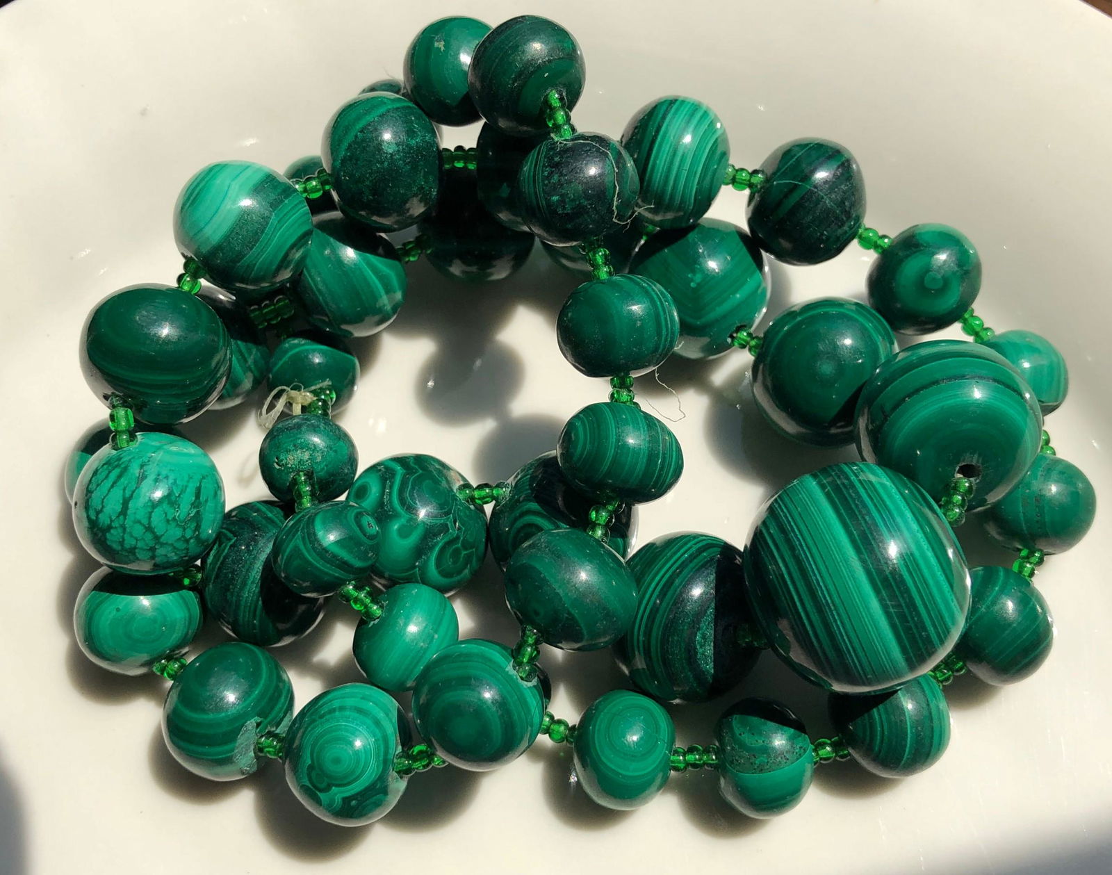Vintage Malachite Beads Necklace: Vintage Malachite Beads Necklace, Length: 28", Size of center bead: 19mm