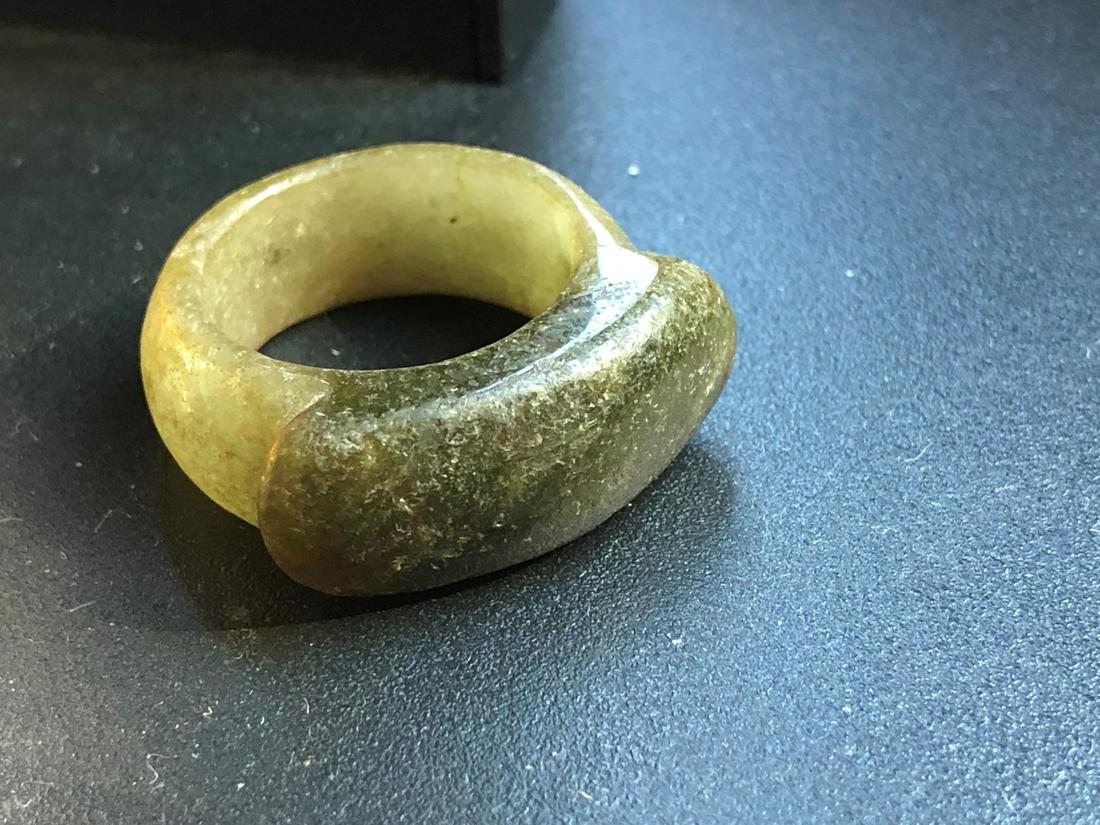 Antique Green Jadeite Ring Qing Dynasty (1 of 2)
