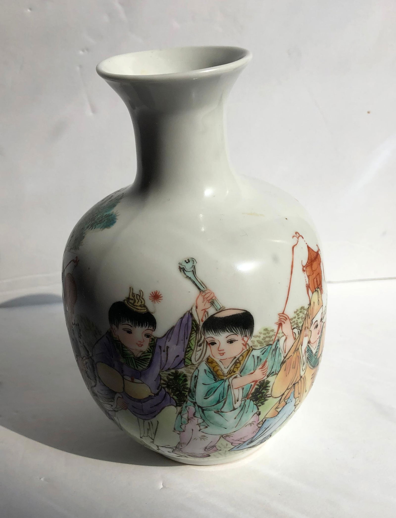 Antique Chinese Vase Marked Qian Long (1 of 5)