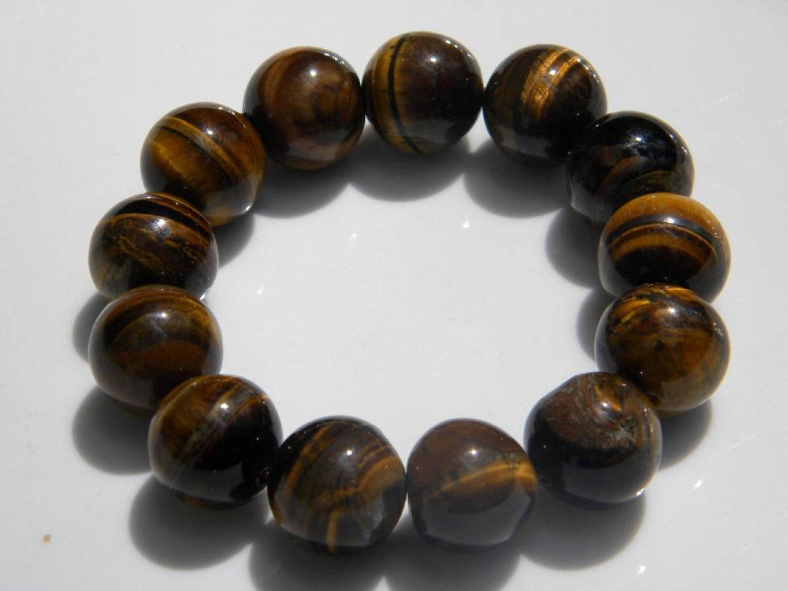 Vintage Tiger's Eye Bead Bracelet, size of each bead (1 of 2)