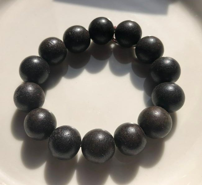 Antique Chinese Chen Xiang Bracelet (1 of 3)