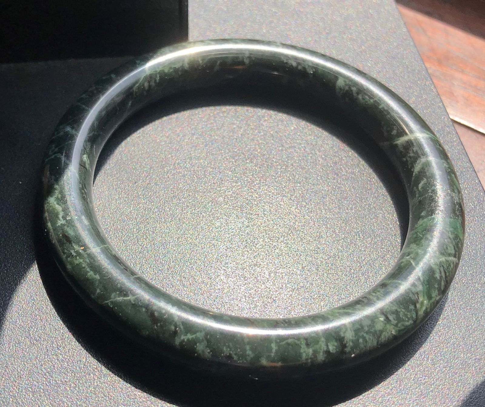 Vintage Jade Bangle Bracelet (1 of 3)