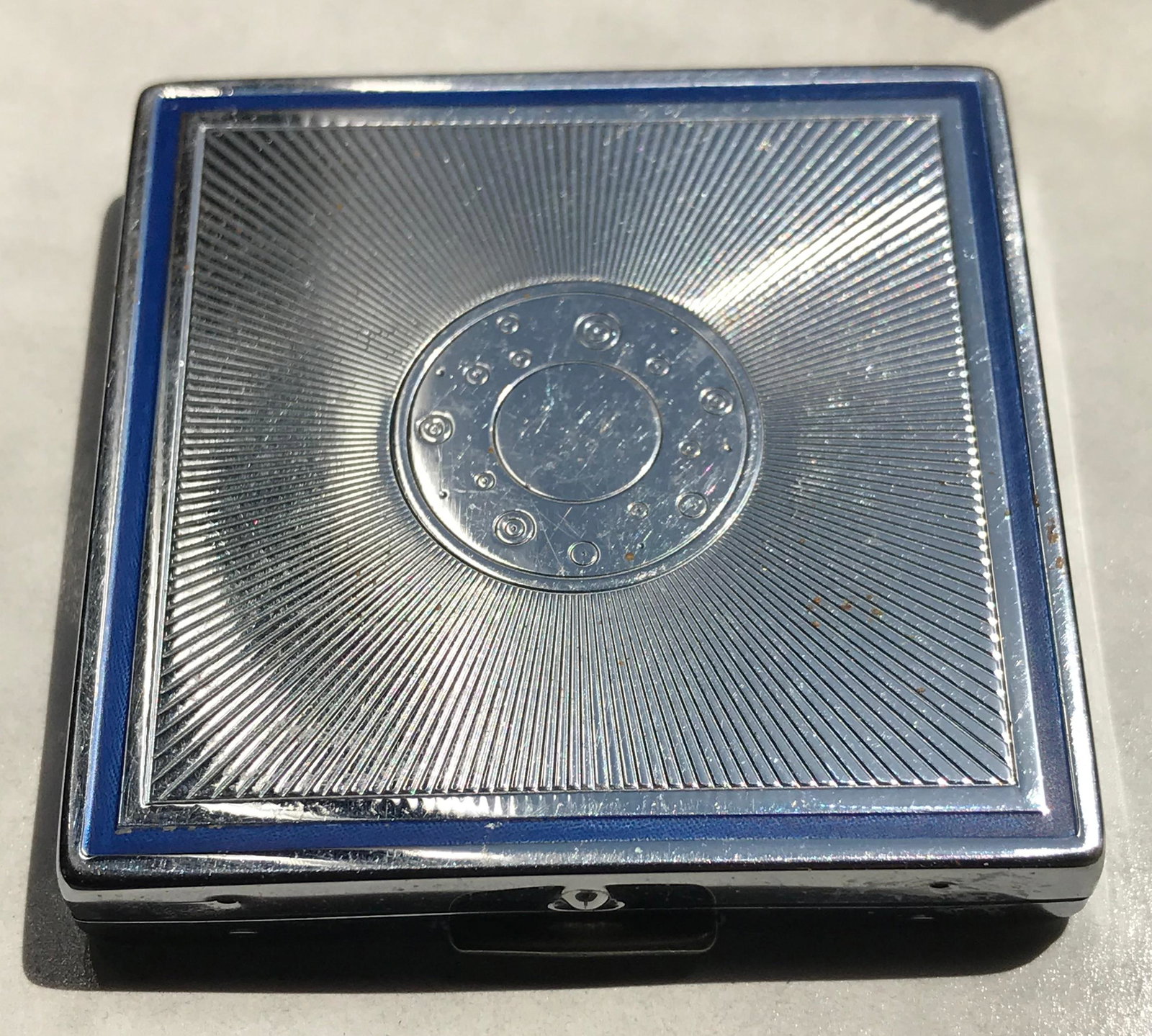 Vintage Bourjois Makeup Box: Vintage Bourjois Makeup Box