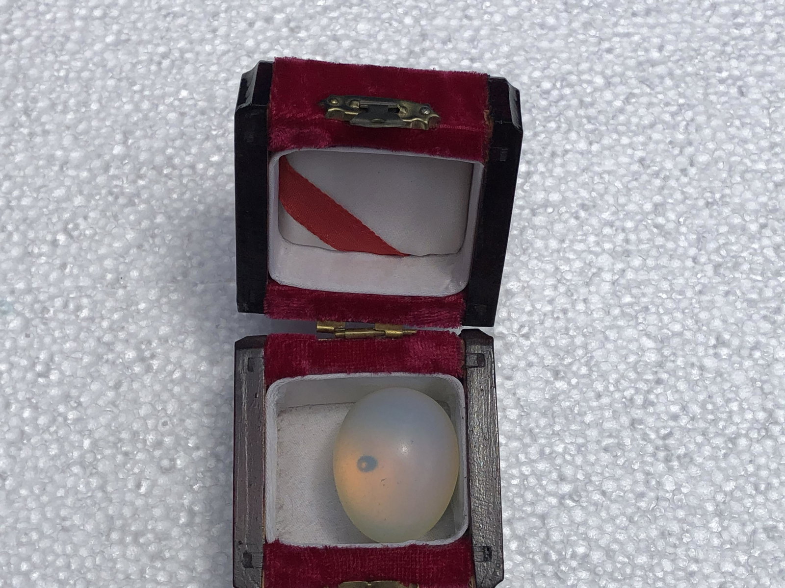 Vintage Egg Display: Vintage Egg Display