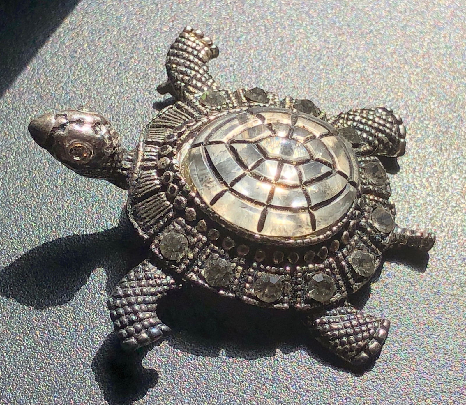 Vintage Turtle Brooch Pin (1 of 2)