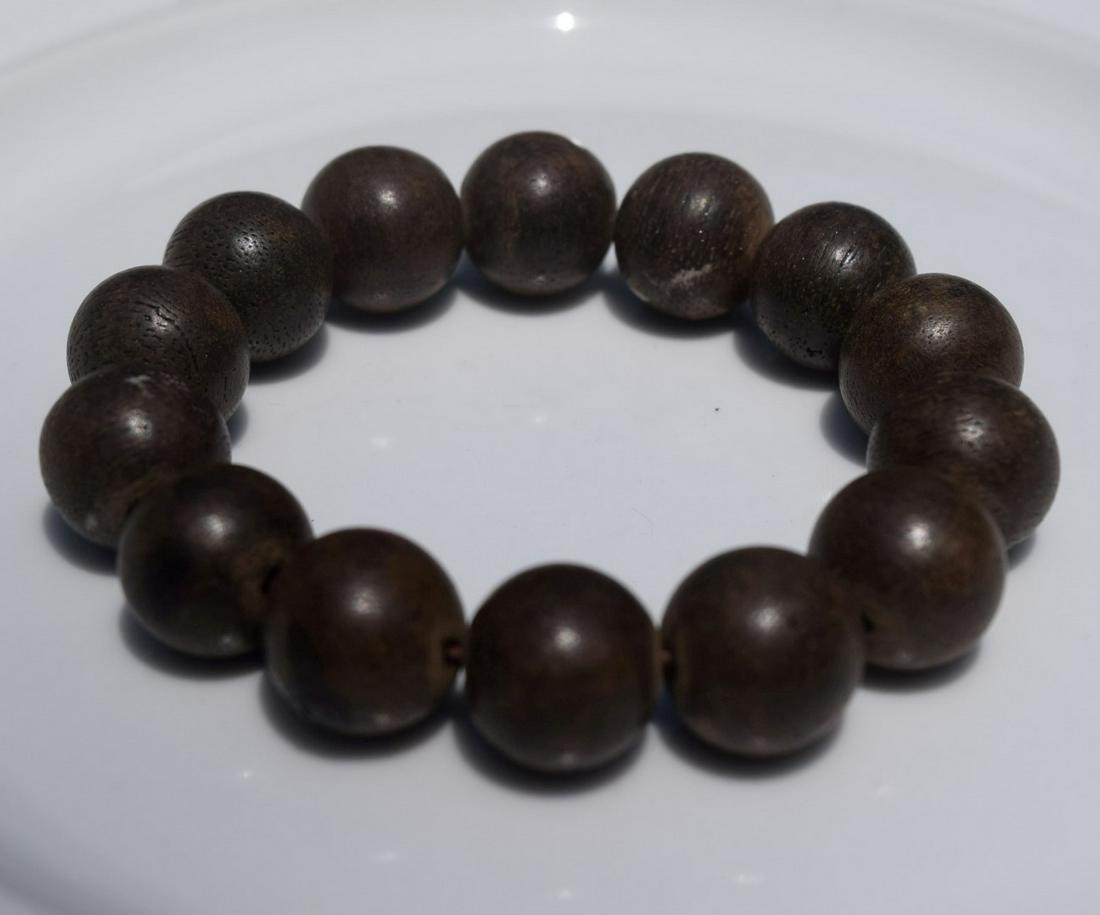 Antique Chen Xiang Beads Bracelet (1 of 2)