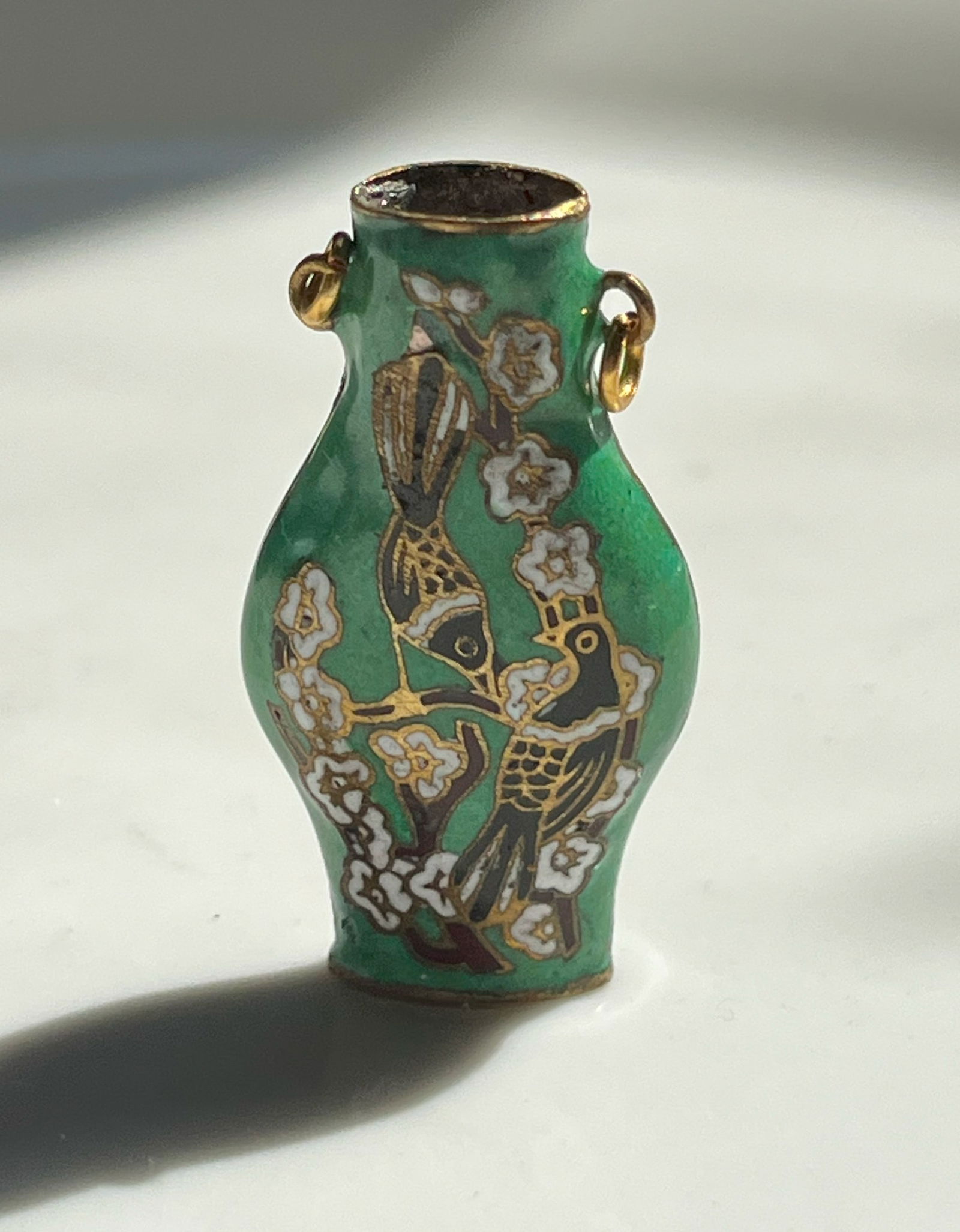 Vintage Cloisonne Vase: Vintage Cloisonne Vase, Size: 1"