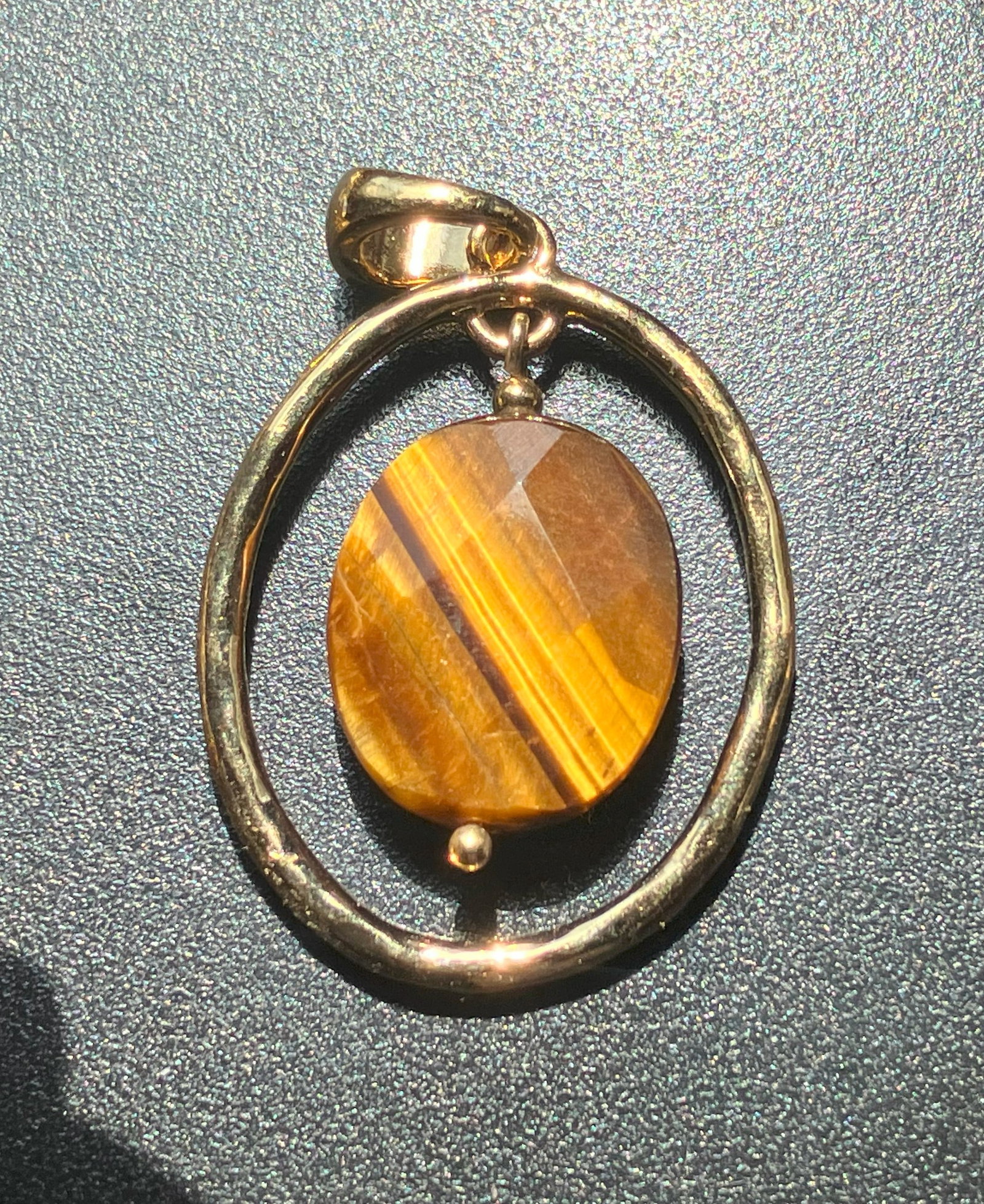 Vintage Pendant: Vintage Pendant