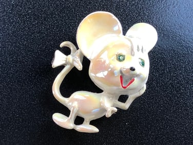 Vintage Brooch Pin