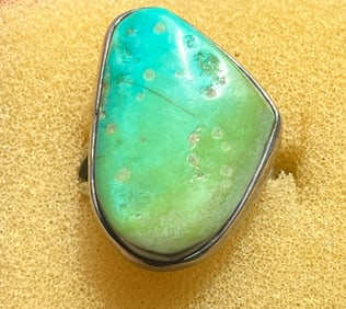 Vintage silver turquoise ring
