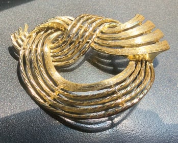 Vintage Brooch Pin