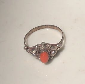 Vintage Silver Coral Ring