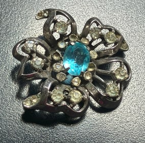 Vintage Silver Brooch Pin