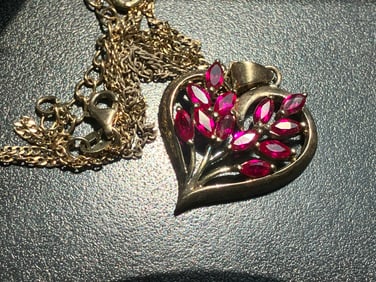 Vintage Silver Pendant Necklace