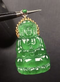 18K Gold Diamond Natural Jadeite Pendant, total size: 1.5"