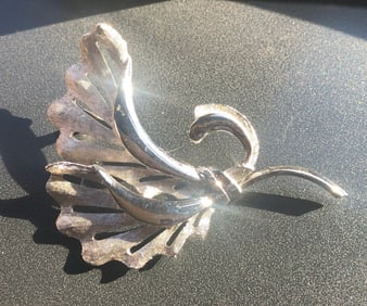 Vintage Brooch Pin