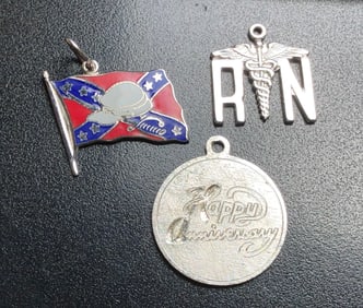 set of 3 silver pendants