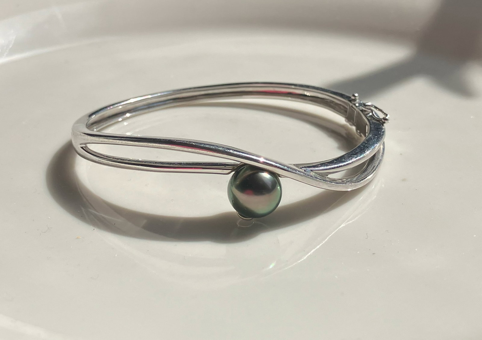 Vintage Silver Bracelet: Vintage Silver Bracelet