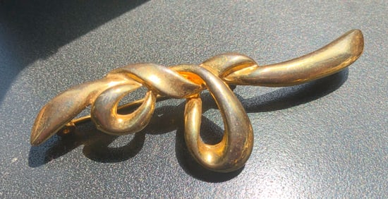 Vintage Brooch Pin