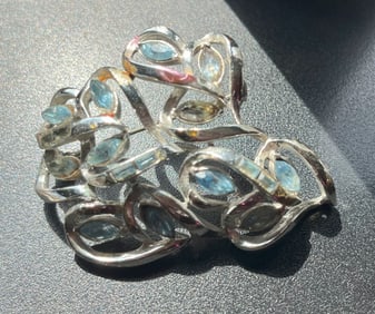 Vintage Brooch Pin