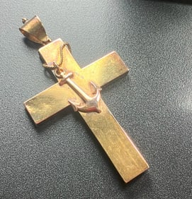 Vintage 14K Gold Pendant