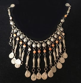 Antique Necklace, Size: 16" x 4"