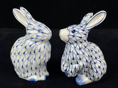 Pair of Fishnet Rabbit Figurines: Pair of Fishnet Rabbit Figurines