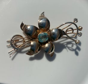 Vintage Silver Brooch Pin