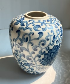 Blue and white Pot