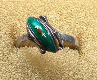 Vintage silver ring