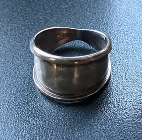 Vintage silver ring