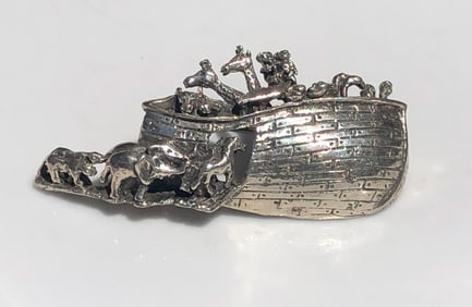 Vintage Silver Brooch Pin