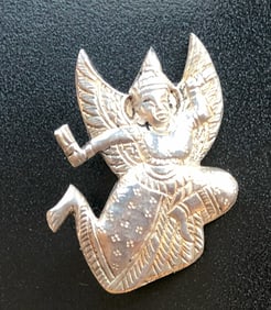 Vintage Silver Brooch Pin