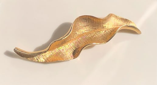 Vintage Brooch Pin