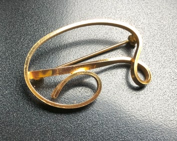 Vintage Brooch Pin