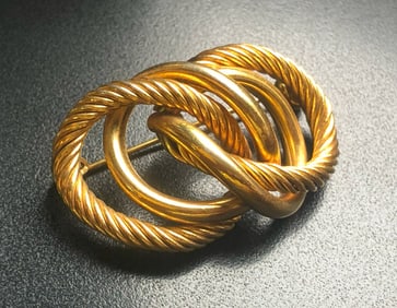 Vintage Brooch Pin