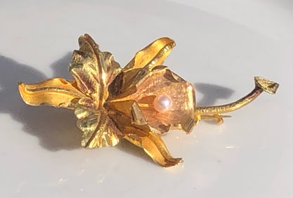 Vintage 18K Gold Brooch Pin