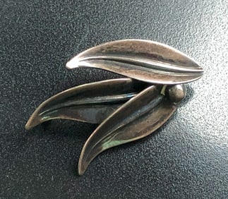 Vintage Silver Brooch Pin