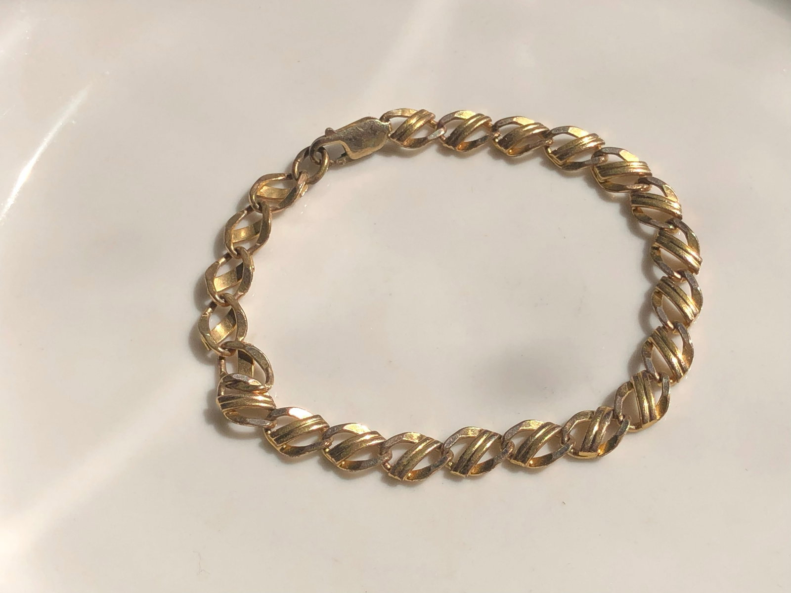 Vintage Gold Filled Bracelet: Vintage Gold Filled Bracelet