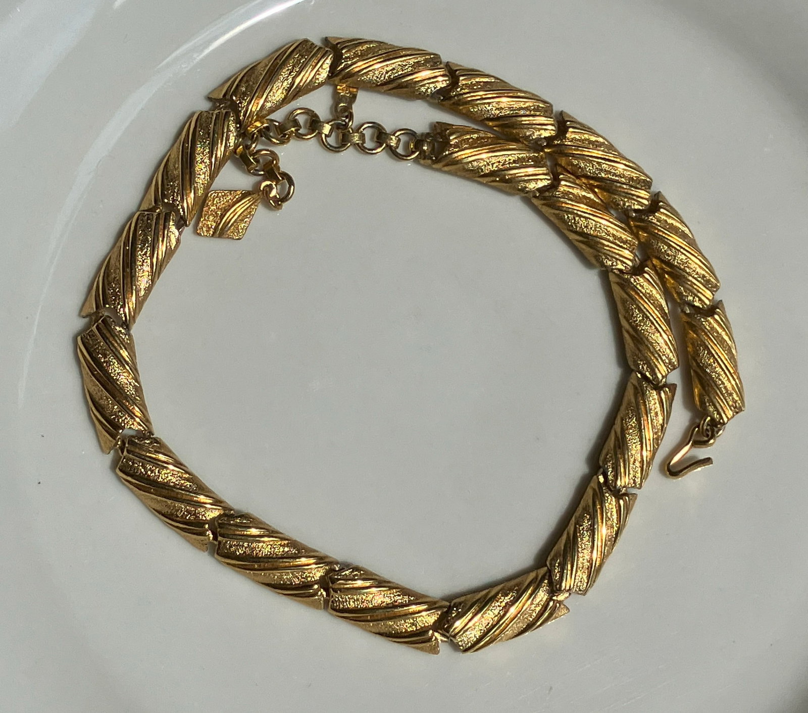 Vintage Gold Filled Necklace: Vintage Gold Filled Necklace