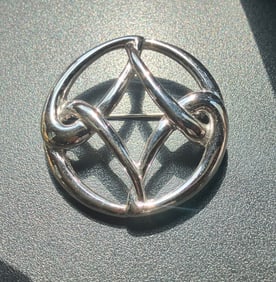 Vintage Brooch Pin