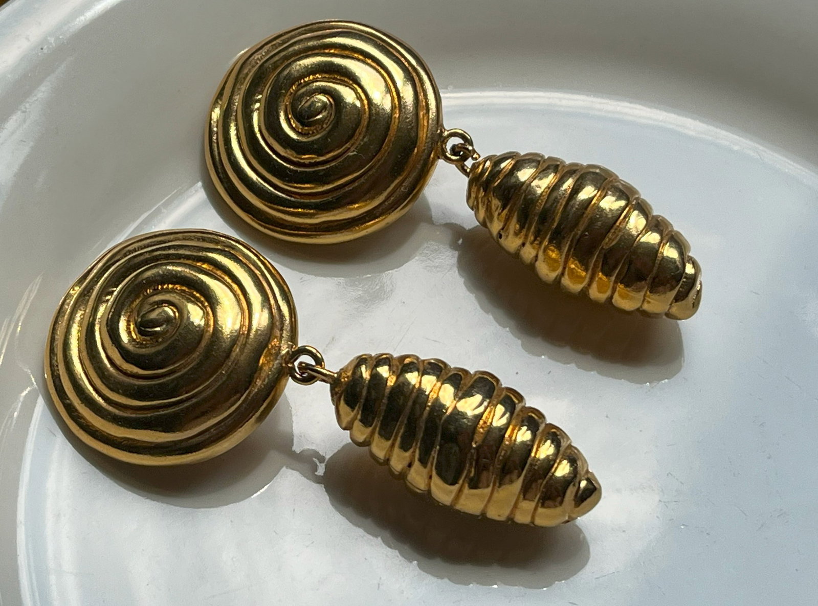 Pair of Gold Filled Earrings: Pair of Gold Filled Earrings