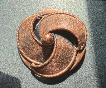 Vintage Brooch Pin